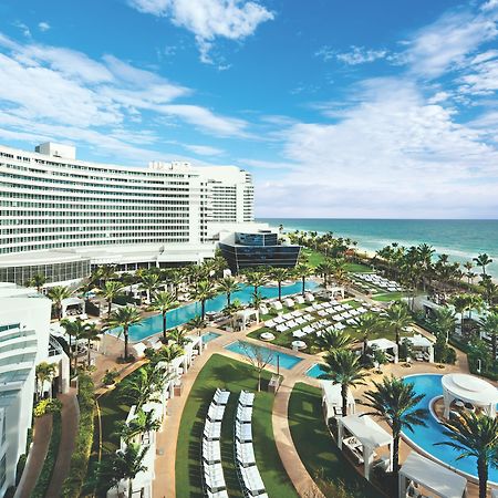 Fontainebleau Miami Beach Bagian luar foto Hilton San Diego Bayfront