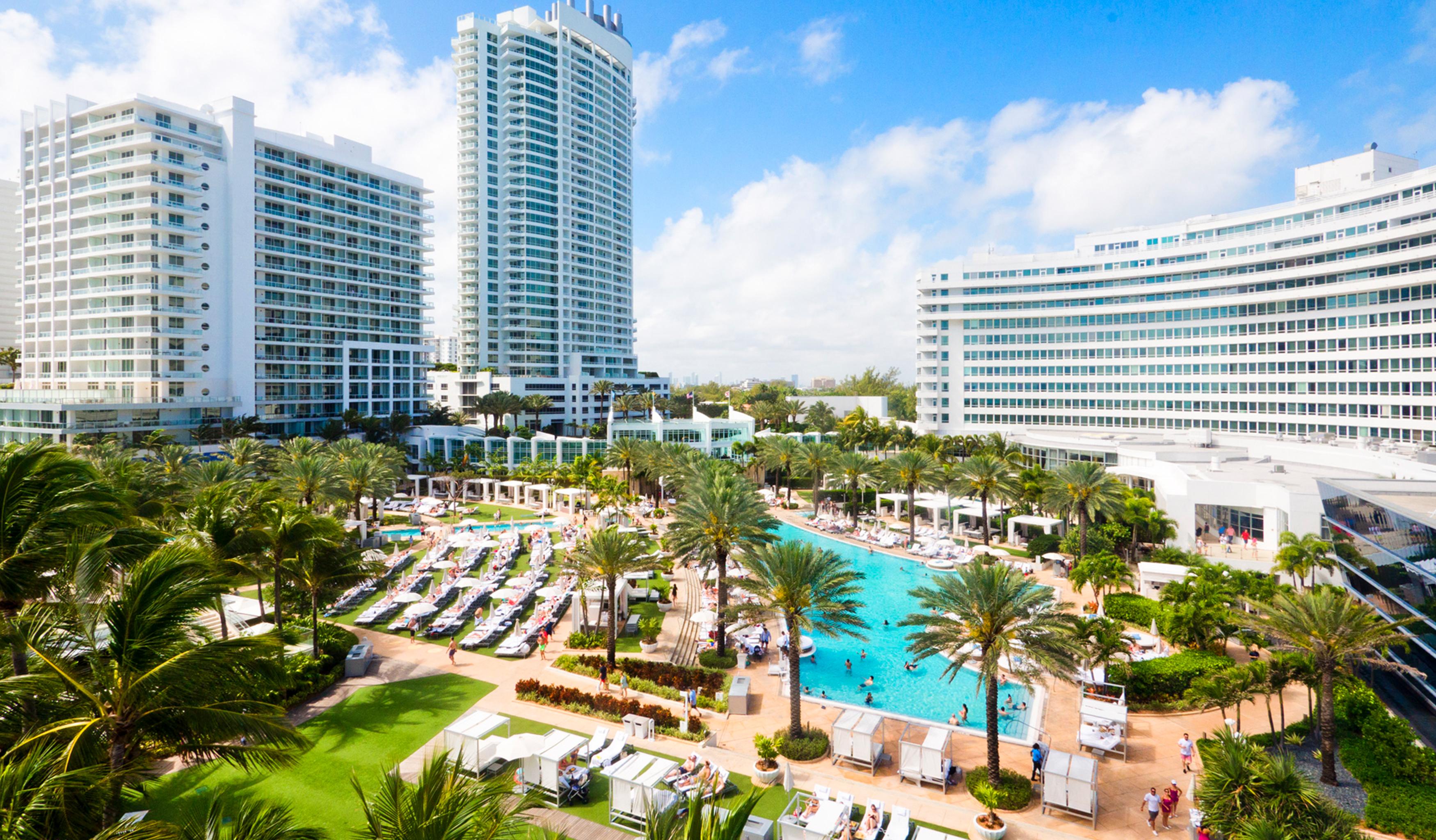 Fontainebleau Miami Beach Bagian luar foto The Fontainebleau Hotel